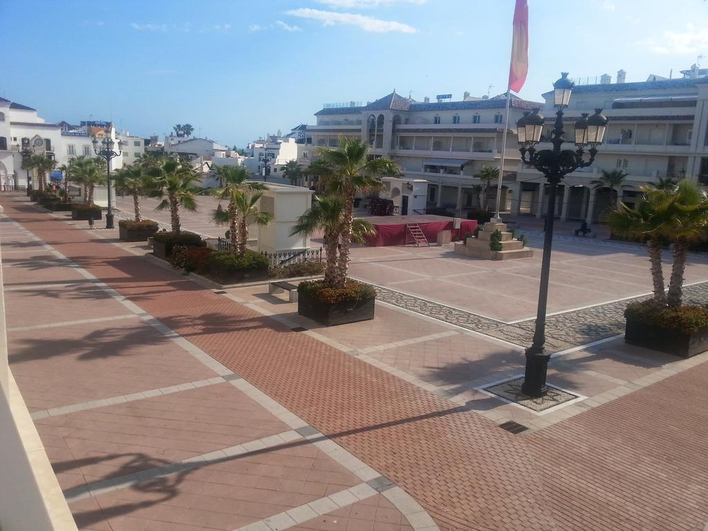 Apartamento Plaza Espana Nerja Kültér fotó